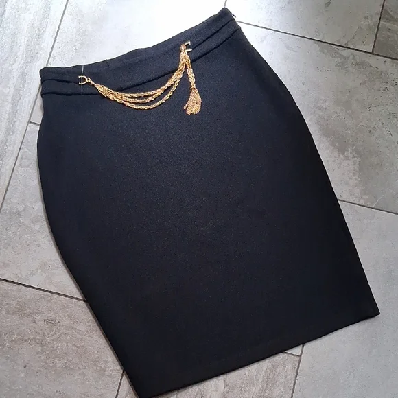 Adorned.St. John, Knit.adjustable Or Removeable Adornment. Classic Essential - Picture 1 of 10